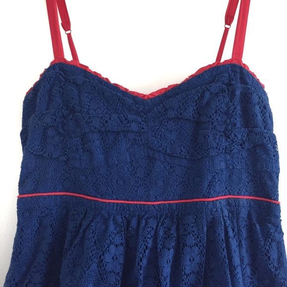 HOLLISTER BLUE LACE WITH RUFFLES SUMMER DRESS - Picture 4 of 7